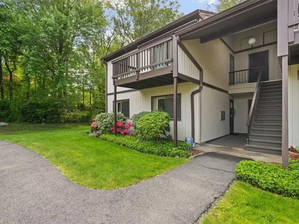 107 Village Road #A, Yorktown Heights, NY 10598