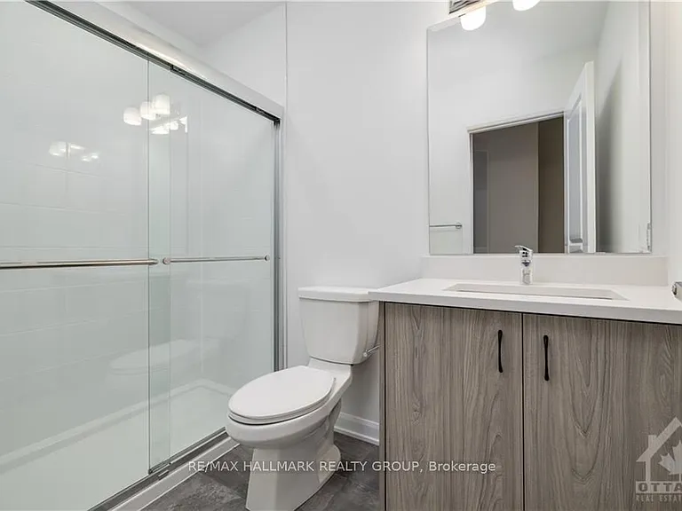 177 Lynn Coulter St — Photo 8