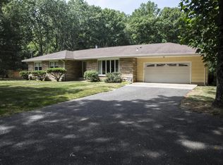 331 Squankum Yellowbrook Rd, Farmingdale, NJ 07727