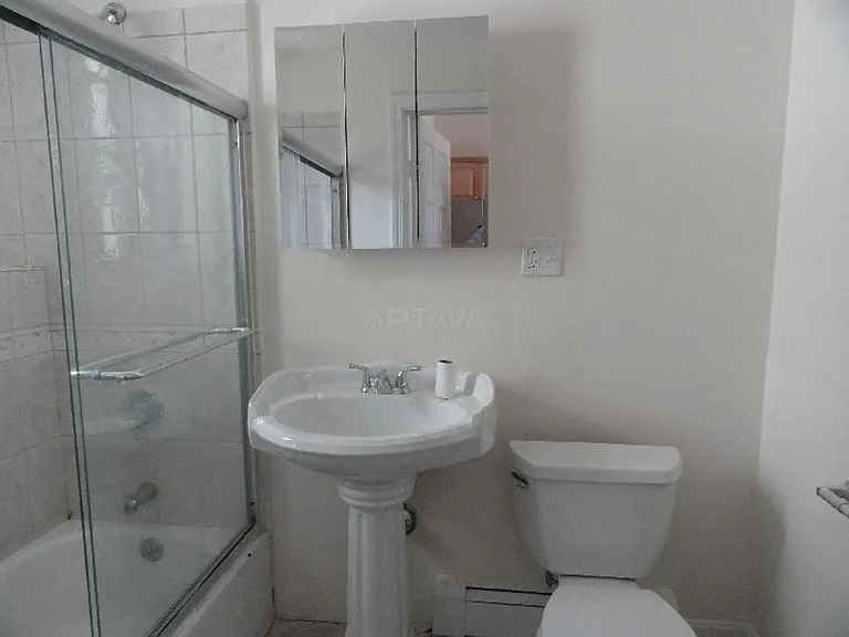 25 Mount Vernon St #HOUSE — Photo 13