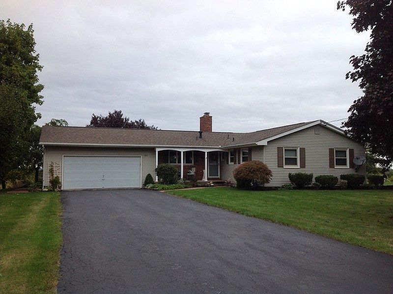 1st image of 7669 Highland Dr