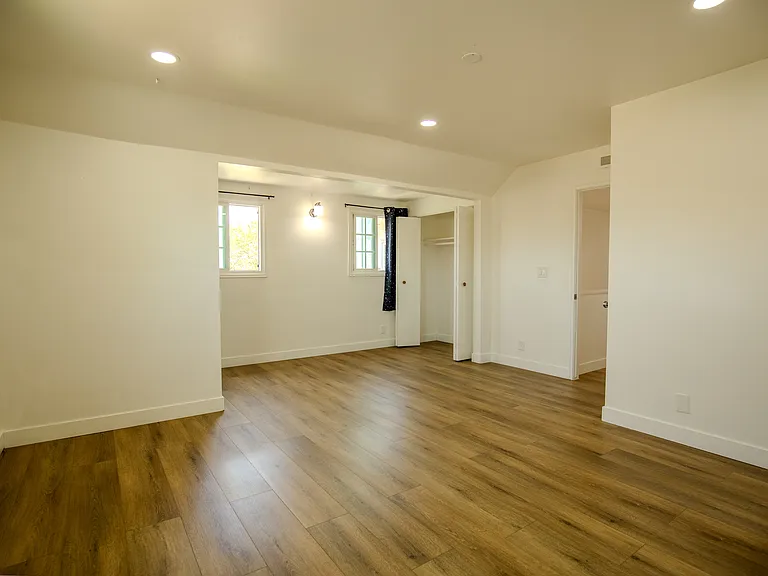 1409 S Adria St — Photo 12