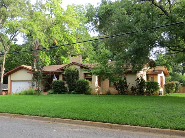 1st image of 1313 E Neches St