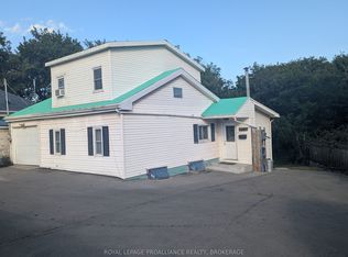 1105 Montreal St, Kingston, ON K7K 3K6