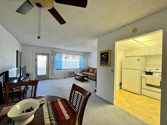 2nd image of 130 Cambridge Ln #F