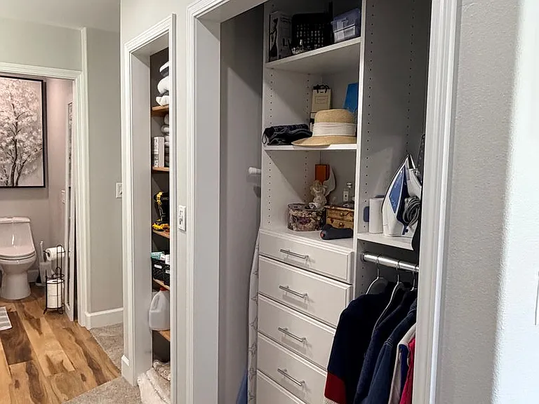 2637 Afton Pl NE — Photo 15