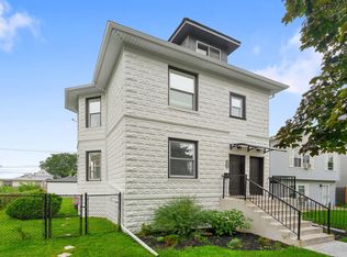 412 S 12th Ave, Maywood, IL 60153
