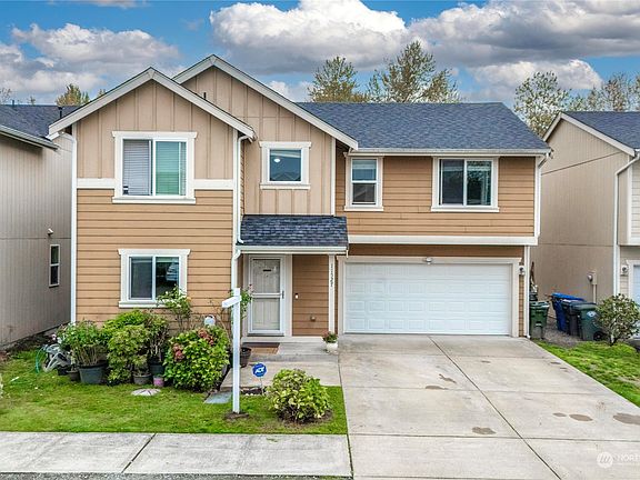 2nd image of 11527 3rd Avenue Ct E