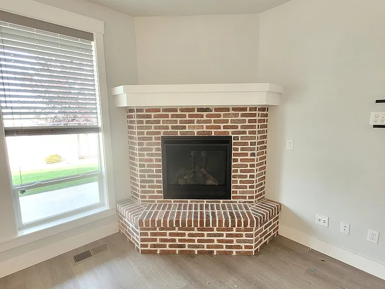 1768 W Crosswind St — Photo 15