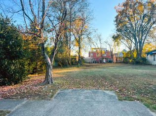 2512 Oak St, Chattanooga, TN 37404