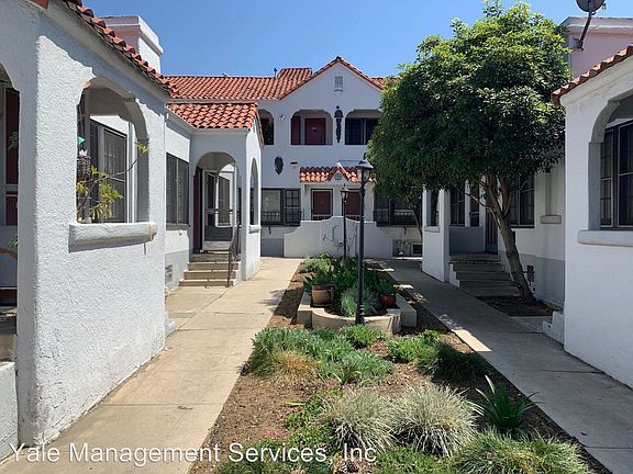5th image of 832 N Alta Vista Blvd #8429254