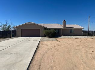 14070 Mohawk Rd, Apple Valley, CA 92307