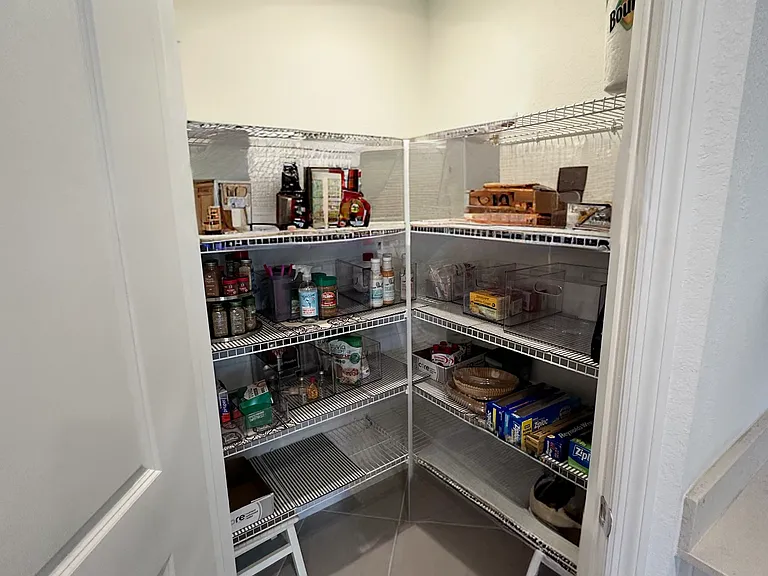 Walkin Pantry