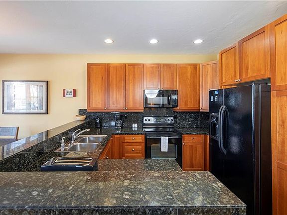 5th image of 98 Linden Ln #98