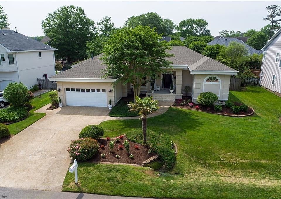1st image of 521 Coastal Dr
