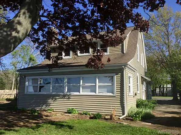 345 Ontario St, Wilson, NY 14172