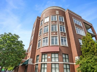 5036 W Pensacola Ave UNIT 309, Chicago, IL, 60641