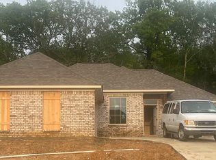 239 Hemingway Cir, Canton, MS 39046