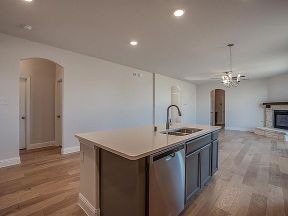 4th image of 7308 Elm Grove Ln