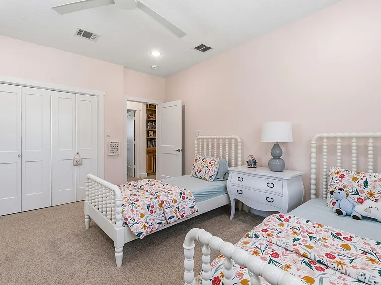 2149 Pine Acres Dr — Photo 40
