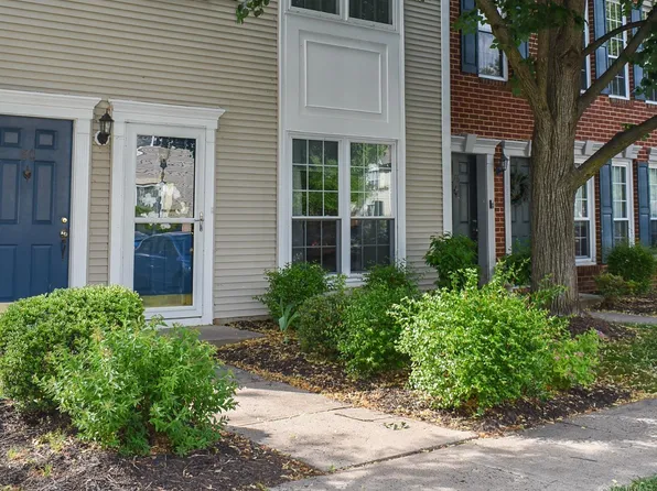 78 Arthur Glick Blvd, Franklin Park, NJ 08823
