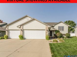 1809 S Dorothy Ave, Sioux Falls, SD 57106