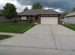 15656 Orchard Ave, Omaha, NE 68135