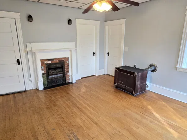 14 Boardman St #2, Worcester, MA 01606