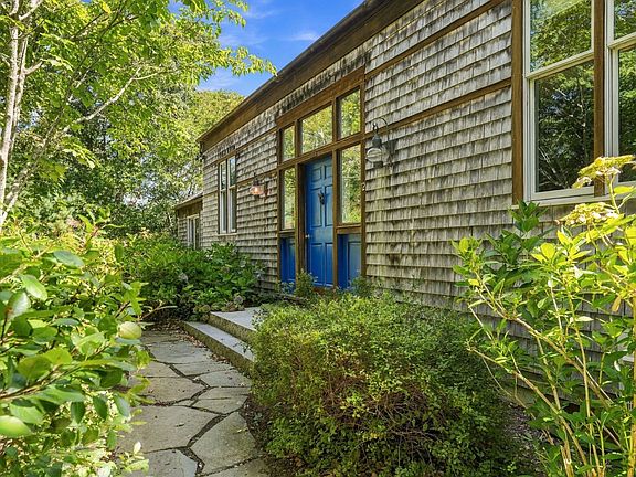 2nd image of 72 Chappaquiddick Ave
