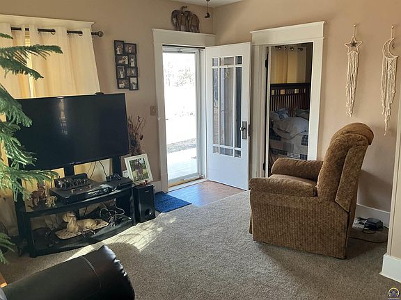 4th image of 3177 Florida Rd