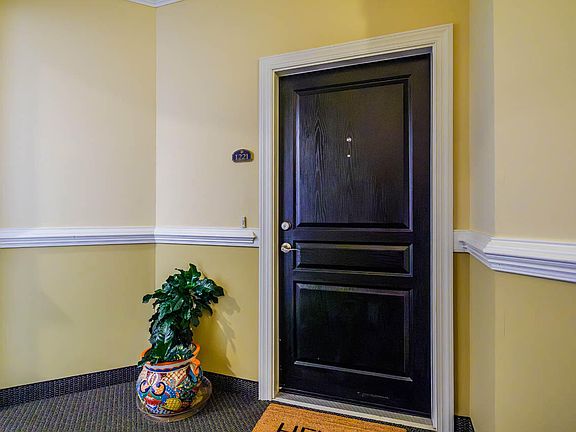 2nd image of 1221 Arborgate Cir