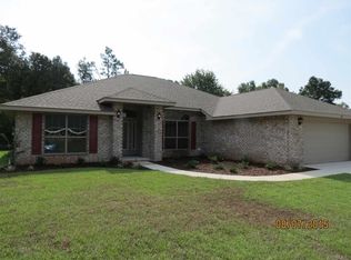 5617 Tucker Cir, Pace, FL 32571