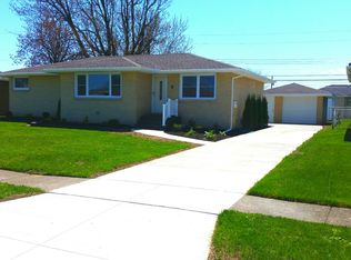 9 Joanne Ln, Cheektowaga, NY 14227