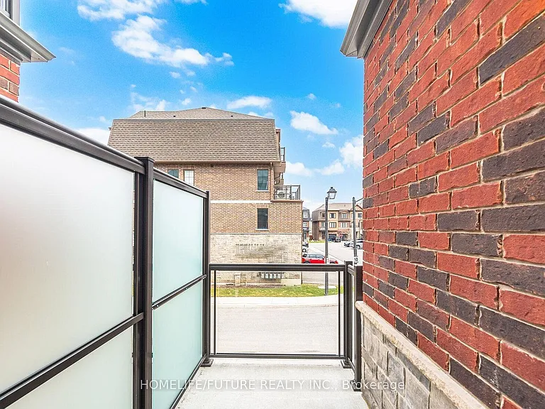 445 Ontario St S #133 — Photo 42