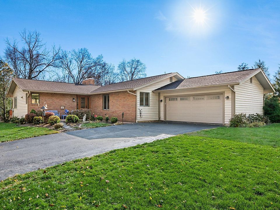 1st image of 181 Laurel Ln