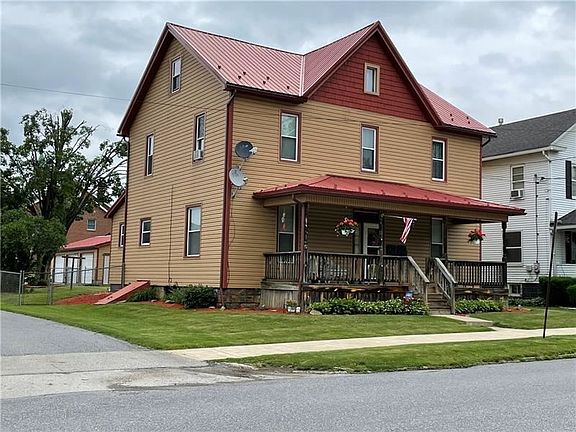 5th image of 14 Juniper St