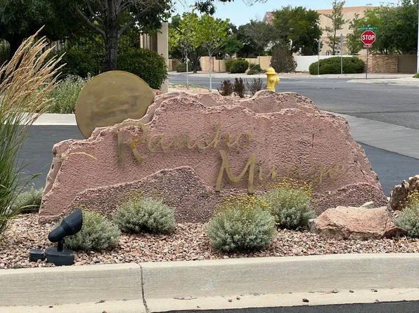 6800 Vista Del Norte Dr NE, Albuquerque, NM