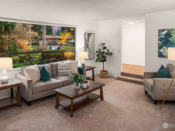 4th image of 10716 NE 144th Court