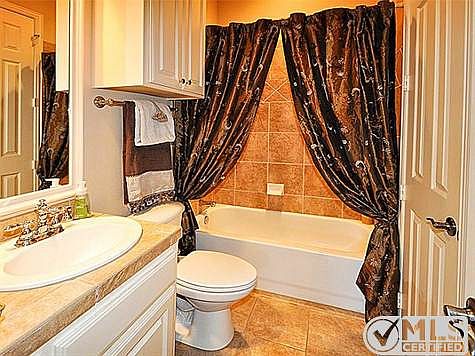 4th image of 7824 Forest Hills Ct