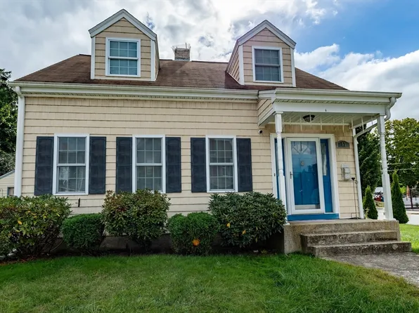 57 Stanley St, Fall River, MA 02720