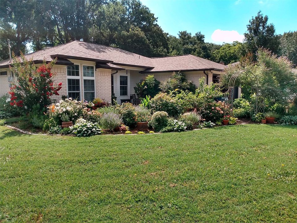 1st image of 501 Shady Grove Dr