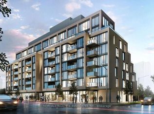 6 Chartwell Rd #325, Oakville, ON L6J 3Z4