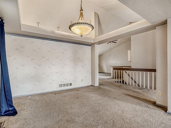 3rd image of 5475 W 112th Place