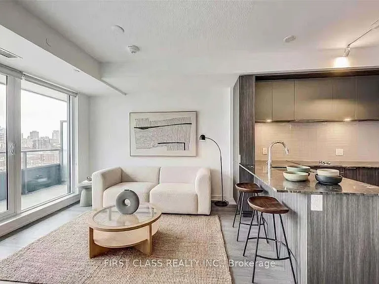 225 Sumach St #1706W — Photo 5