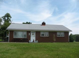 174 Mount Olivet Rd, Fries, VA 24330