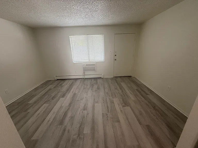 1411 Ulysses St #6 — Photo 7
