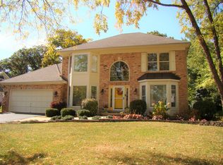 1020 Ridgewood Dr, West Chicago, IL 60185