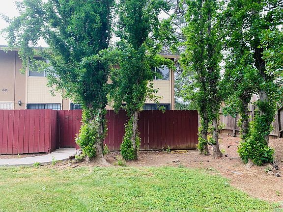 3rd image of 440 Corcoran Avenue #3