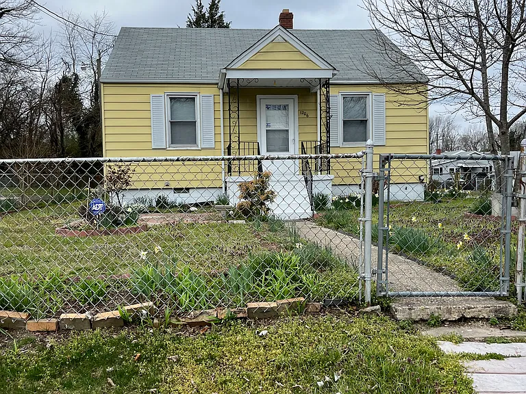 1206 Hilton Pl — Photo 9