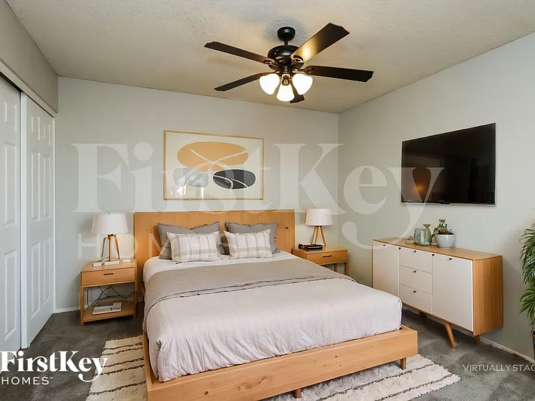 6410 W Townley Ave — Photo 11
